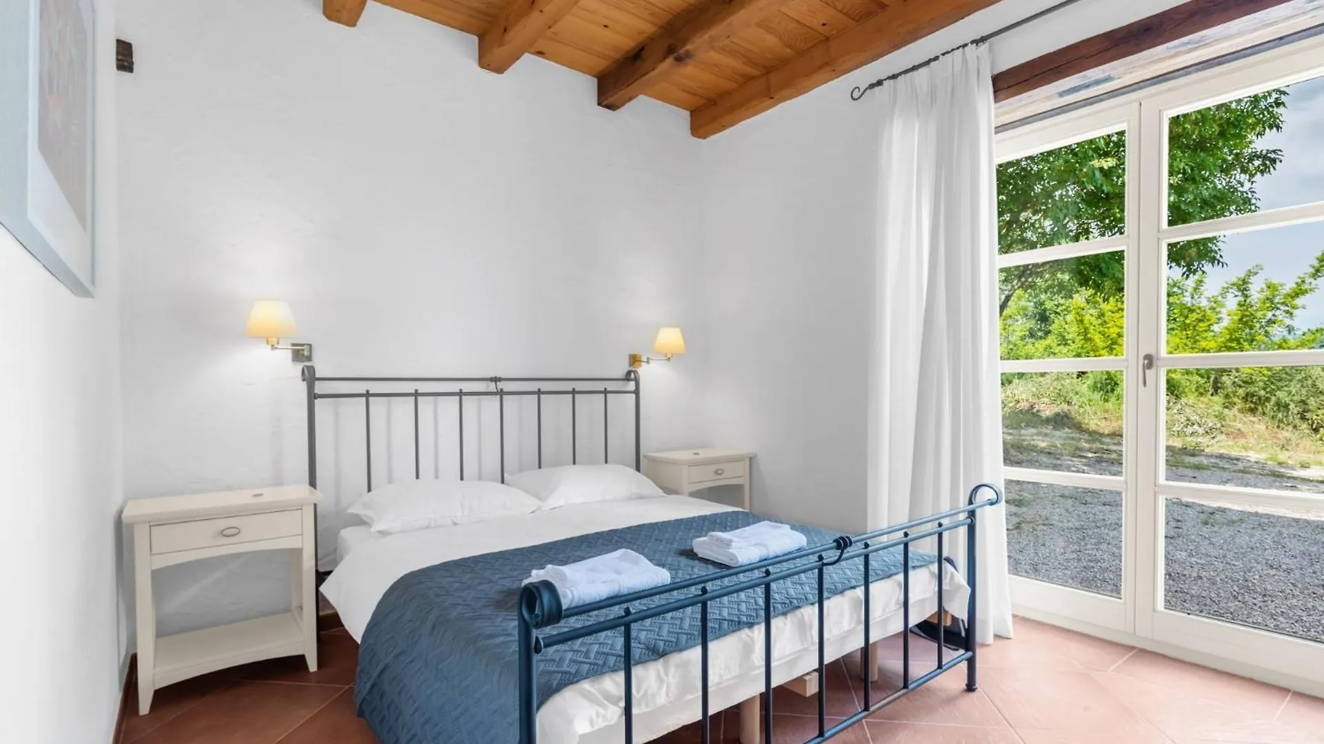Villa Habibi In Sovinjak - Haus Fuer 8 Personen Buzet